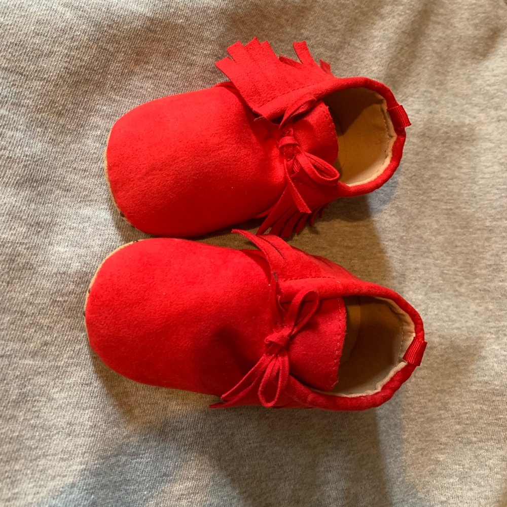 red baby girl moccasins!
